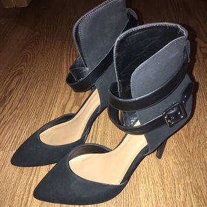 Sleek Sexy and Professional black Heels